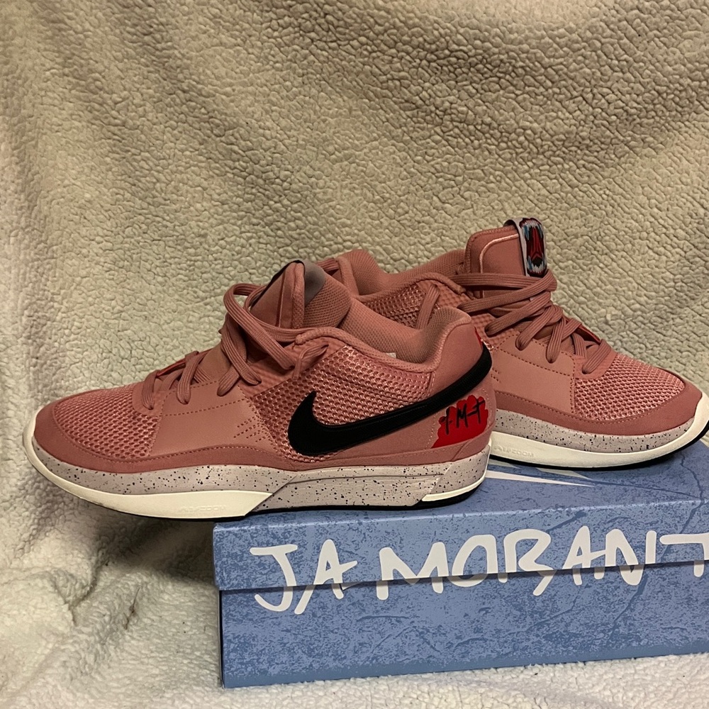 Nike Pink and Black Sneakers